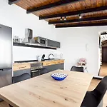 Home2book Rustic Stone Haven With Terrace Chalé *