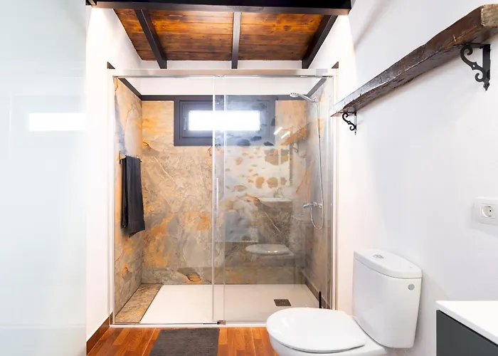 Domek alpejski Home2book Rustic Stone Haven With Terrace La Guancha