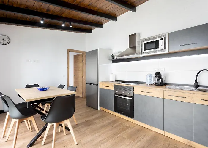 Home2book Rustic Stone Haven With Terrace Domek alpejski La Guancha