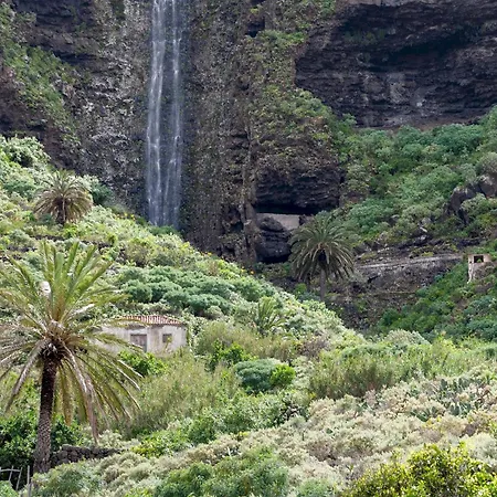 Chalet Home2book Rustic Stone Haven With Terrace La Guancha