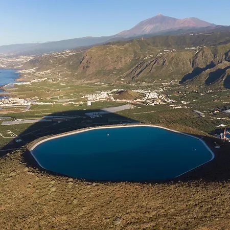 木屋 Home2book Rustic Stone Haven With Terrace