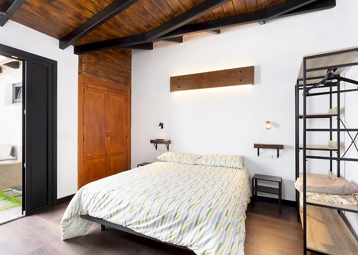 شاليه Home2book Rustic Stone Haven With Terrace